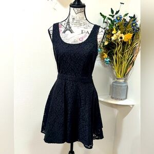 Aeropostale women's black Lace Lined dress in size S/P sleeveless open back